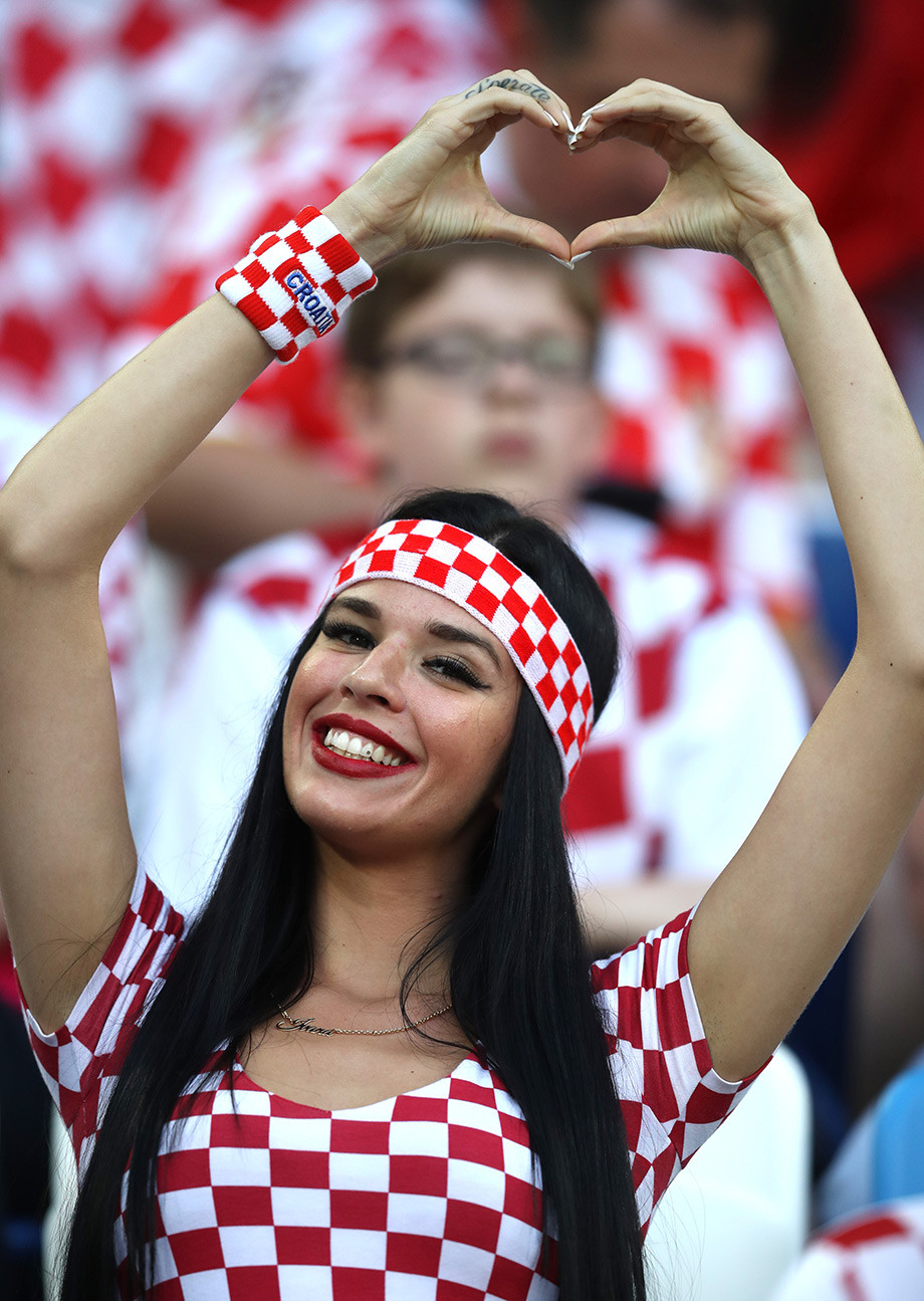 Croatia fan girl