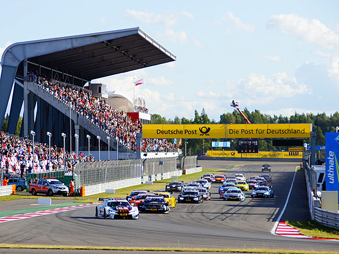 Старт гонки DTM на Moscow Raceway Старт гонки DTM на Moscow Raceway