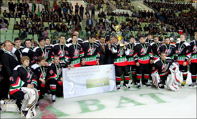 В Туркменистане тоже есть хоккей