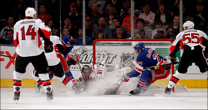 22 апреля 2012 года. Нью-Йорк. Плей-офф НХЛ. 1/8 финала. "Нью-Йорк Рейнджерс" — "Оттава Сенаторз" — 0:2