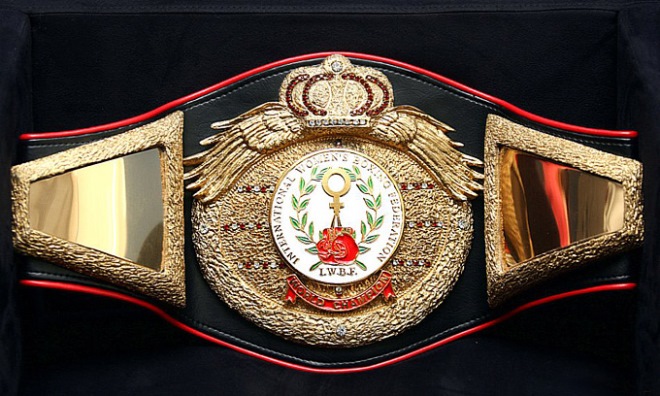 Чемпионские пояса Натальи Рагозиной Чемпионские пояса Натальи Рагозиной