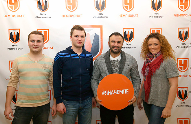 Шуми Бабаев и журналисты «Чемпионата» Шуми Бабаев и журналисты «Чемпионата»