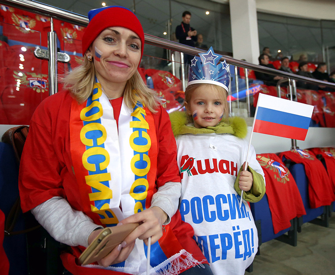 Болельщицы сборной России Болельщицы сборной России