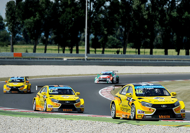 Пилоты Lada Sport Rosneft в WTCC Пилоты Lada Sport Rosneft в WTCC