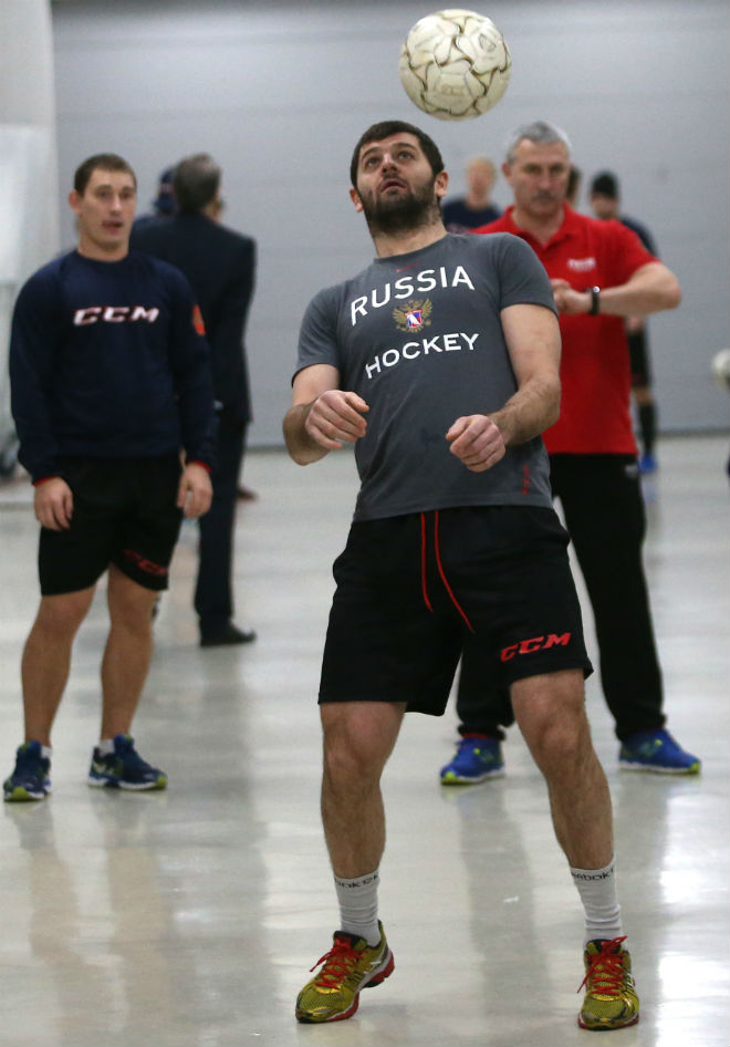 Жонглёр Александр Радулов Жонглёр Александр Радулов