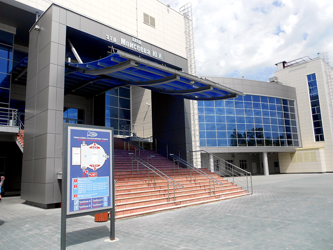 Каждый вход на арену назван именем знаменитого пензенского хоккеиста