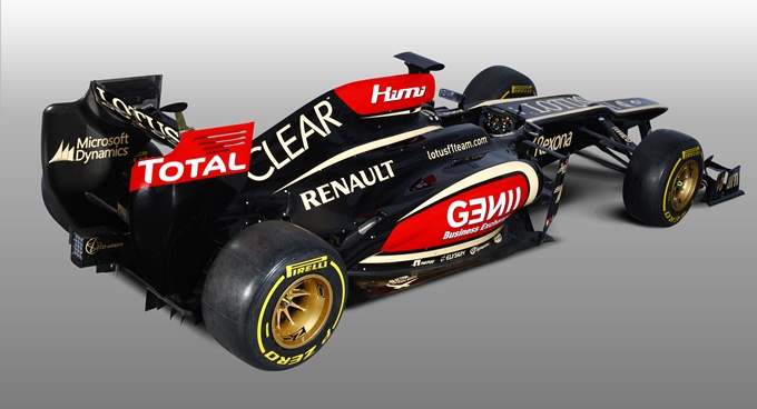 «Лотус» представил болид сезона-2013 Lotus E21