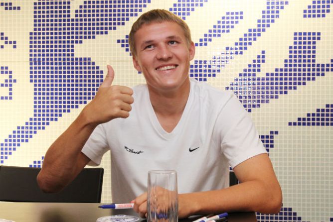 Александр Бухаров