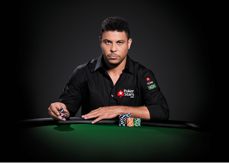 Бразильский футболист Роналдо присоединился к команде PokerStars Бразильский футболист Роналдо присоединился к команде PokerStars