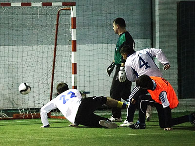 FC Double едва не остановил "Державу"