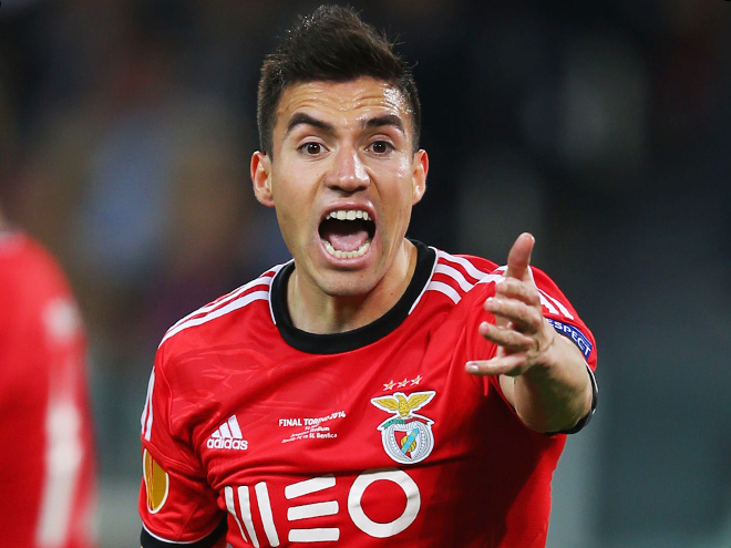 Где хоть одно предложение? Юнайтед!!!