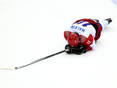 Почему система российского хоккея дала сбой?