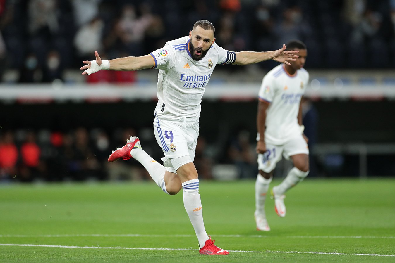 Benzema 15