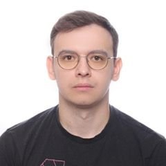 Максим Макаров