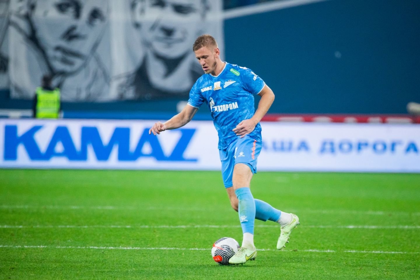 Дмитрий Чистяков