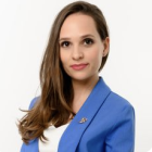 <a href="https://www.championat.com/authors/8322/1.html">Ксения Уваровская</a>