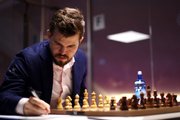 Россияне вдвоём не остановили Карлсена. Репетиция чемпионского матча — за норвежцем