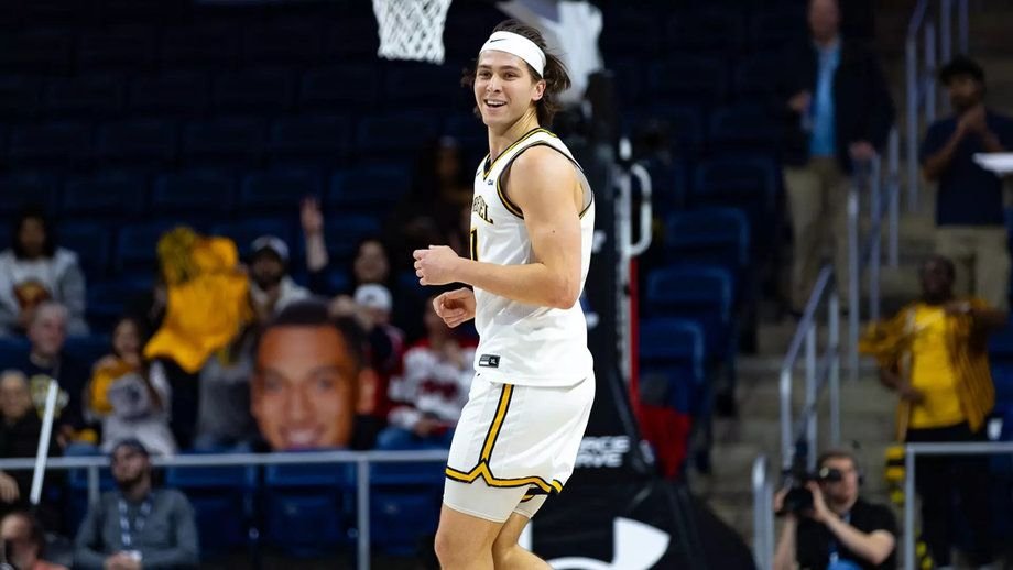 Виктор Панов