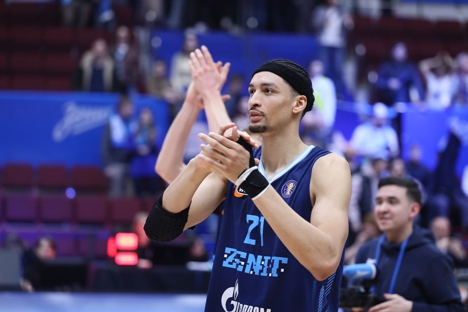 Исмаэль Бако, сезон-2025/2026