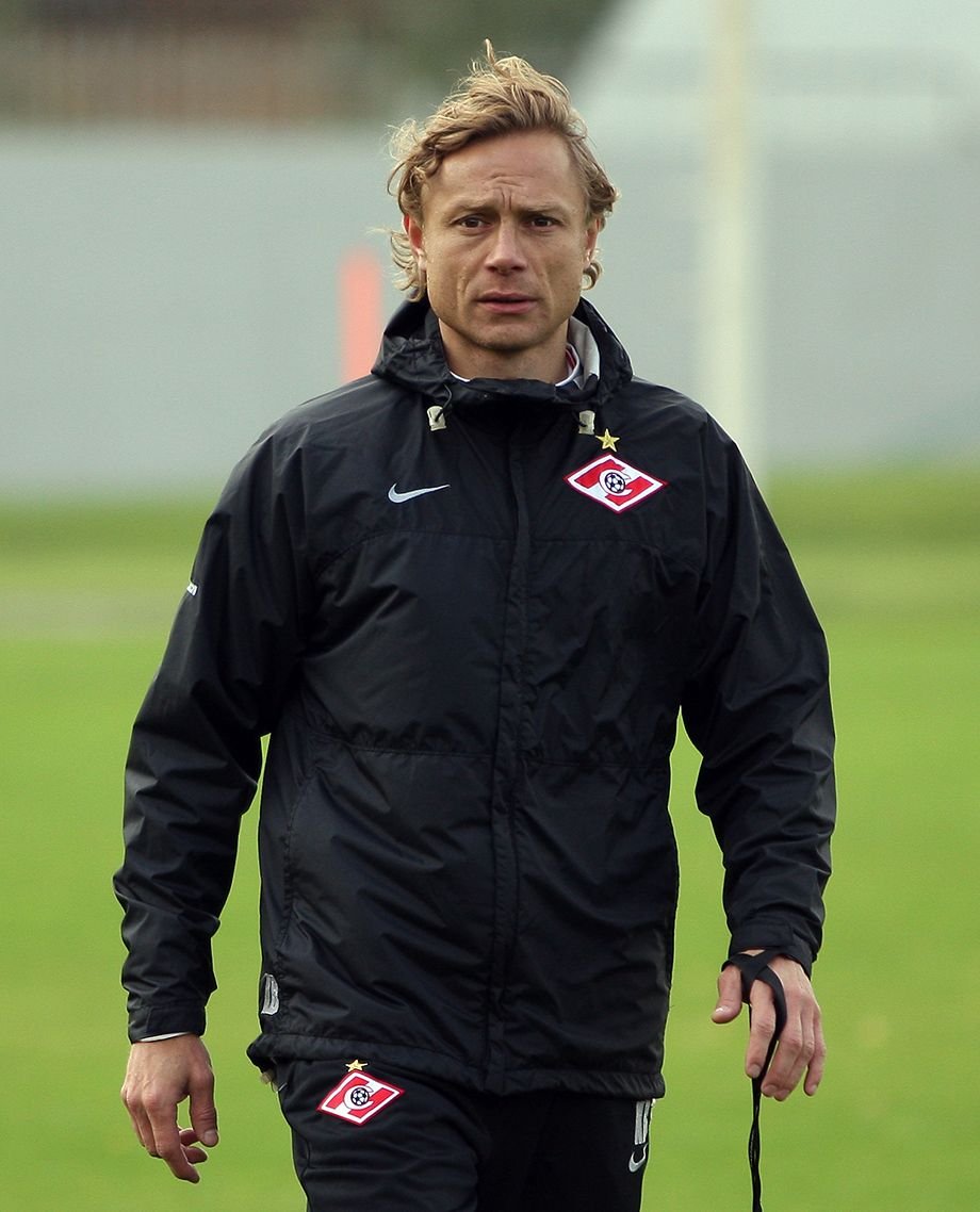 Валерий Карпин
