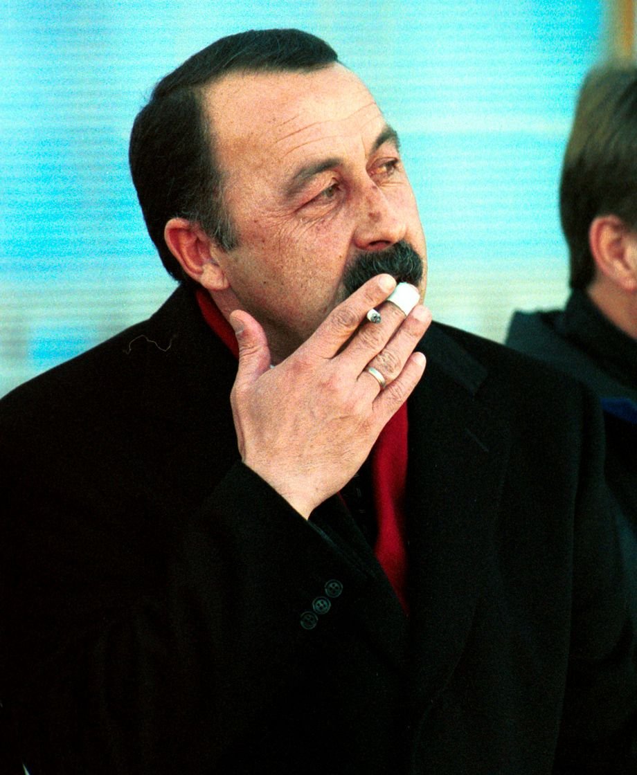 Валерий Газзаев