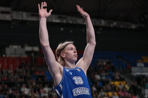 Из Красноярска в Майами. Егор Рыжов пробился в NCAA со второй попытки