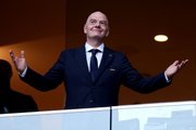 Скандал с карточкой США и Трампом не мешает Инфантино забрать выборы. Ему плевать на УЕФА