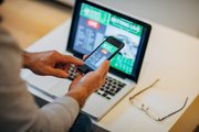 Что такое вилка в ставках на спорт: как работает эта стратегия у букмекеров