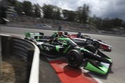Экс-пилот Ф-1 опять начудил в IndyCar: вылетел сам и, возвращаясь, выбил соперника