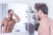 Кто такой нарцисс? 9 основных признаков и 3 типичные черты поведения