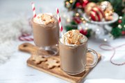 Латте с эгг-ногом, мятный мокко и ещё 3 необычных рецепта кофе