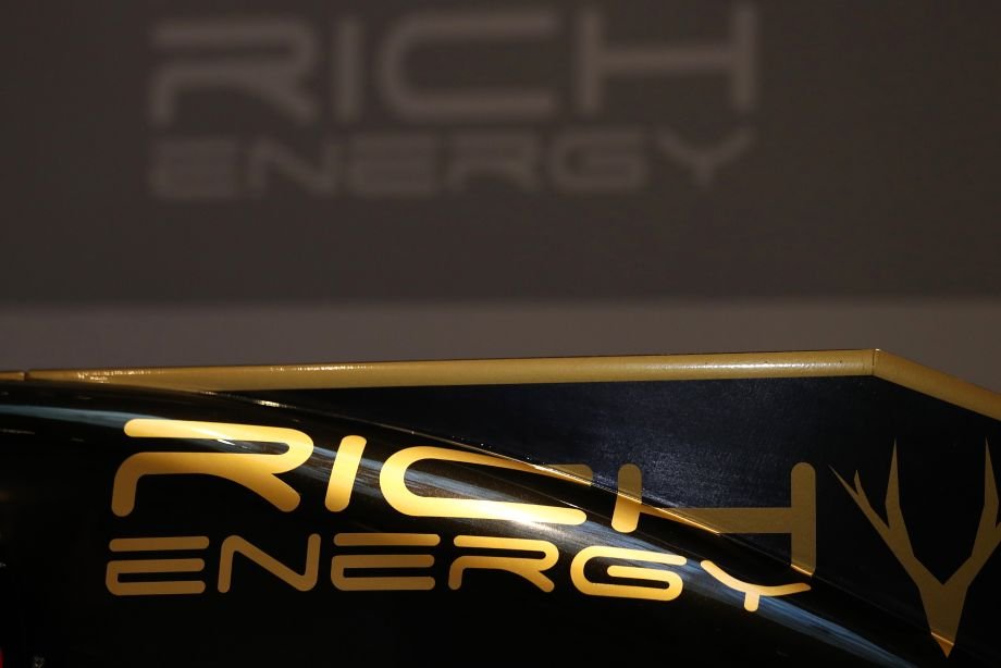 Спорный логотип Rich Energy