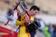 Месси исполнил шедевр (с помощью де Йонга). Куман взял трофей