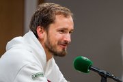 «Важно не стать самоуверенным». Медведев ответил на каверзные вопросы перед «Ролан Гаррос»