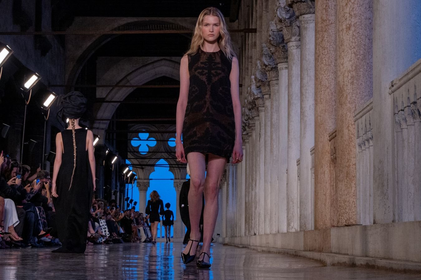 Платье в стиле 60-х