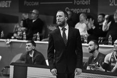 Умер Эдуард Сандлер