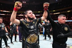 Ислам Махачев