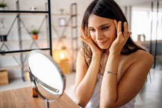 4 упражнения против морщин вокруг глаз