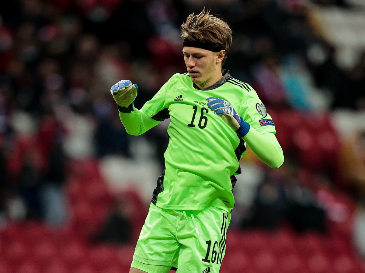 футбол россия кипр смотреть