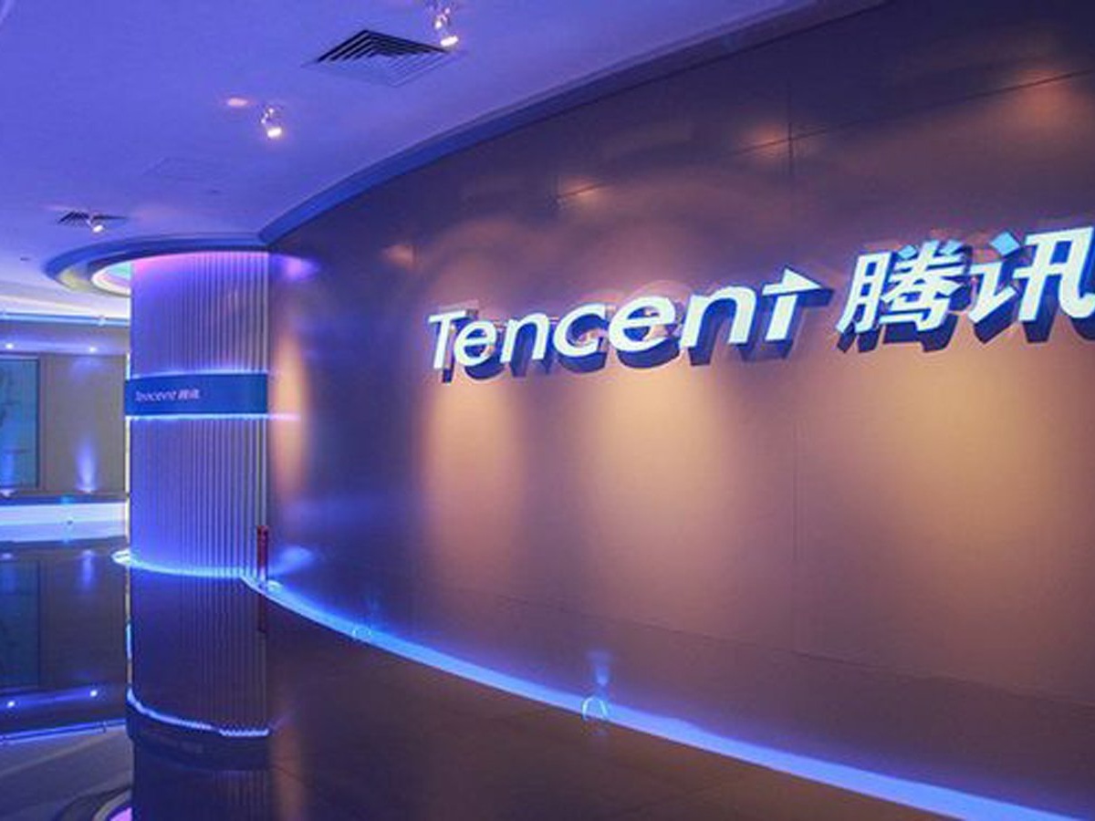 Tencent хочет девушек с большой грудью для своих фильмов. В США недовольны  - Чемпионат