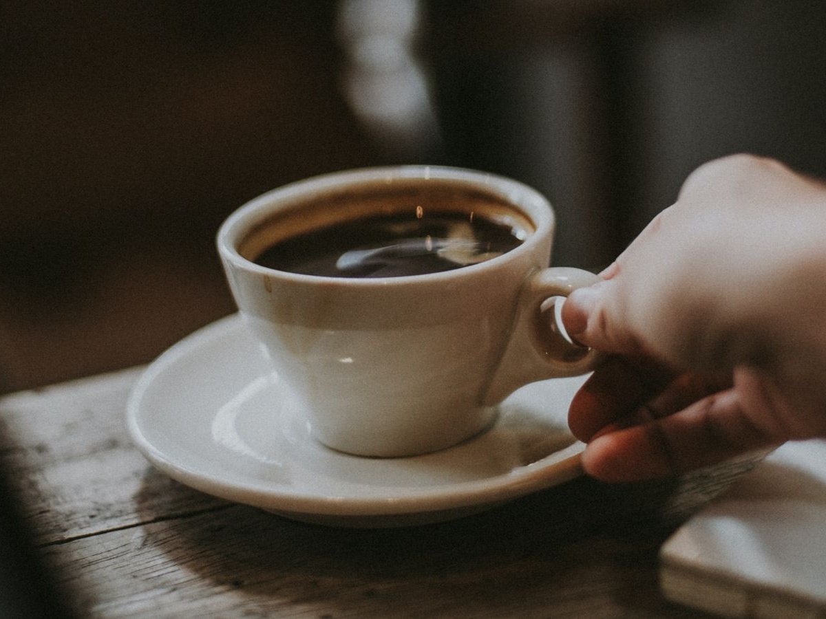 Кардиолог рассказал, можно ли пить кофе при повышенном давлении