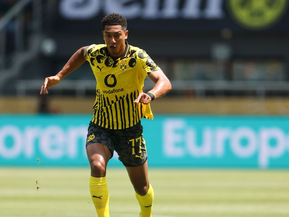 Скайримдегі Тесске арналған порно-модельдер Үш қария бір қызды сиқытады