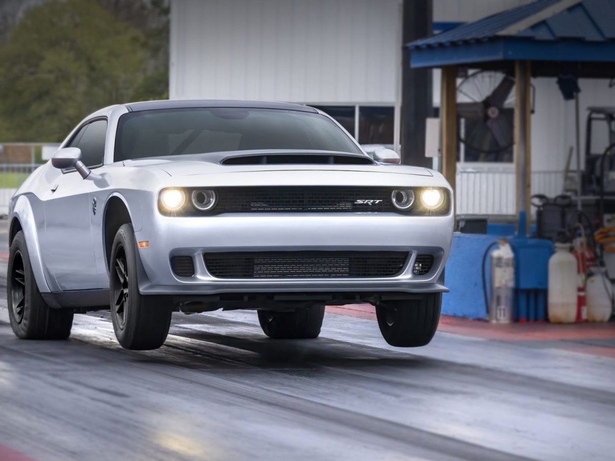 Компания Dodge выпустила последний Challenger - Чемпионат