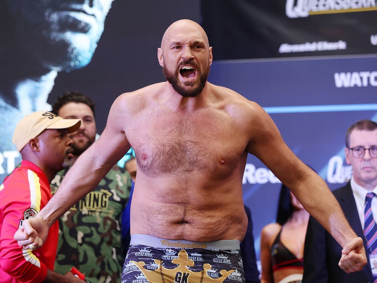 Орыс әйелдері жігіттерді секс видеолары үшін түсіреді