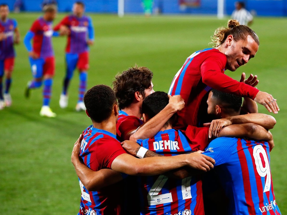 Pryamaya Translyaciya Matcha La Ligi Atletik Barselona Futbol Sports Kz
