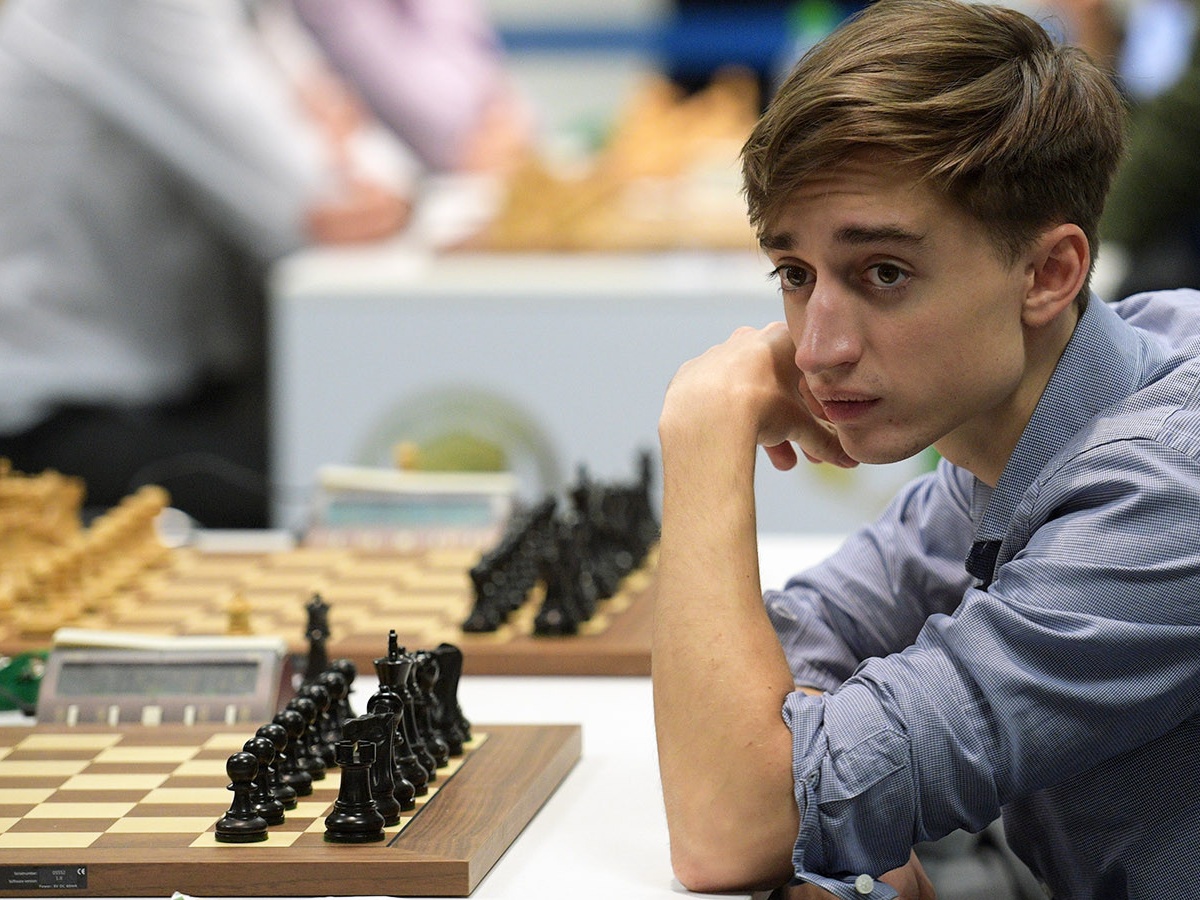 Daniil Dubov v KNVB bullet match - chessbrah on Twitch