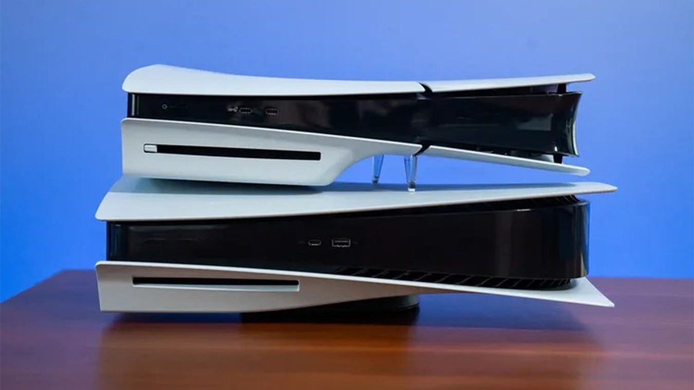 Компактную PS5 Slim сравнили с обычной PS5 - Чемпионат