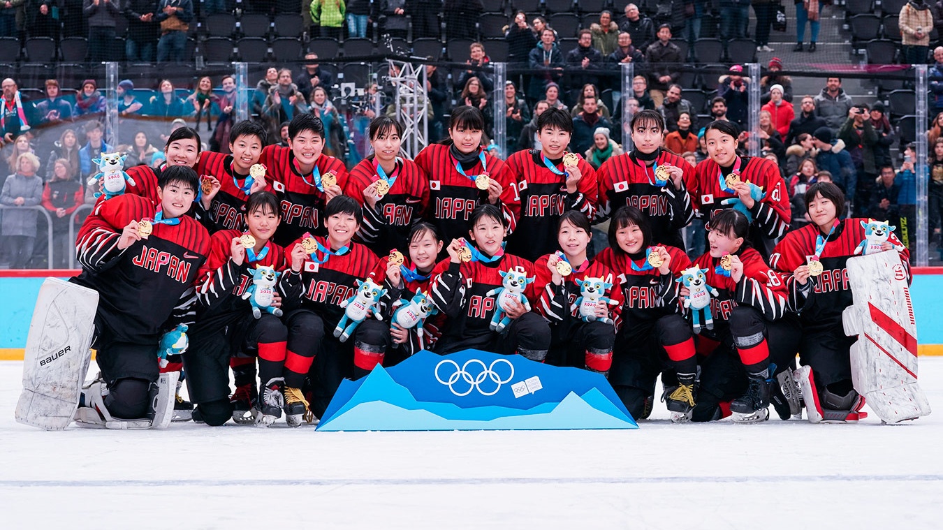 Хоккей в Японии, клуб в КХЛ, чемпионат и хоккеисты - Чемпионат