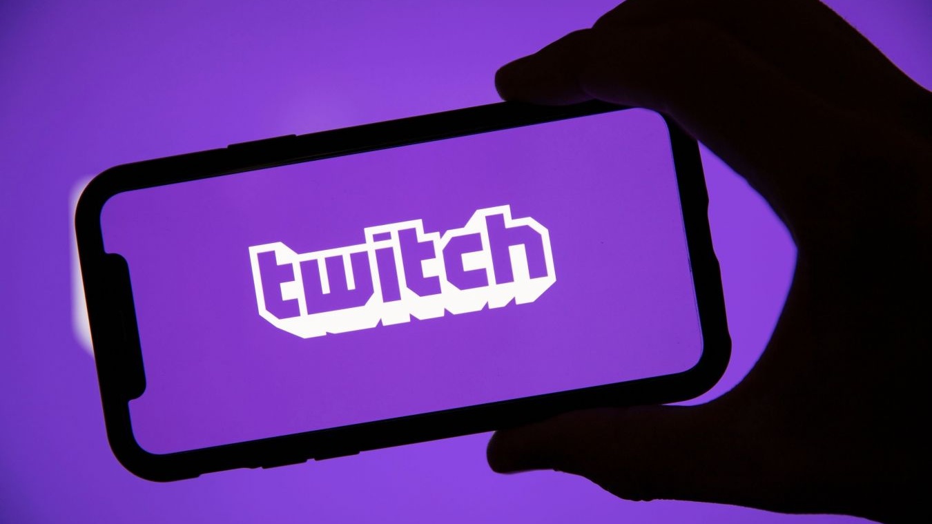 На главной странице Twitch обнаружили порноконтент. Он там появился из-за  самой Twitch