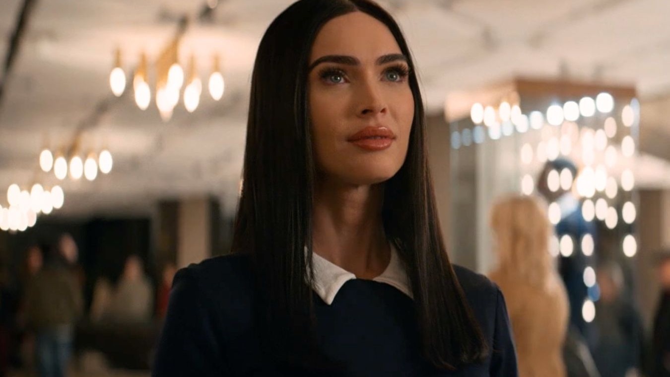 Ас үйдің еденіндегі порно видео Күйеуімнің көзінше порно алдап жатыр.